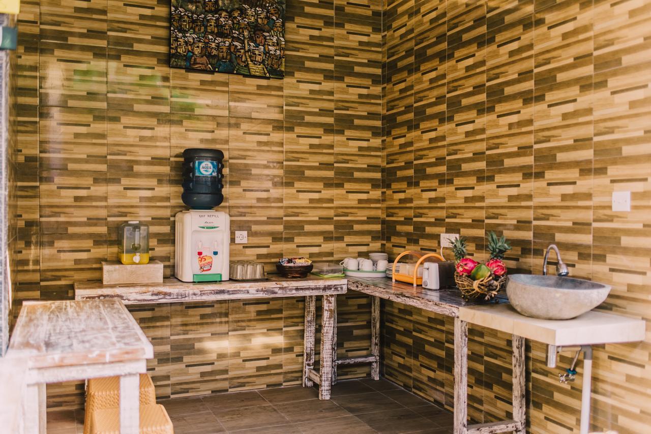 Pange Hostel Lembongan Nusa Lembongan Exterior foto